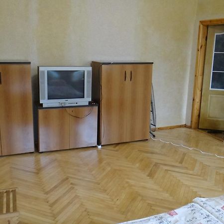 Apartment Near The Central Railway Station Kiev Dış mekan fotoğraf