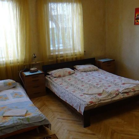 Apartment Near The Central Railway Station Kiev Dış mekan fotoğraf