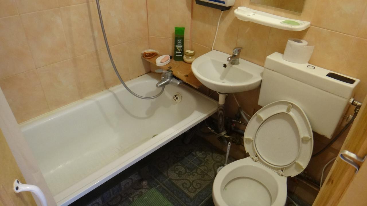 Apartment Near The Central Railway Station Kiev Dış mekan fotoğraf