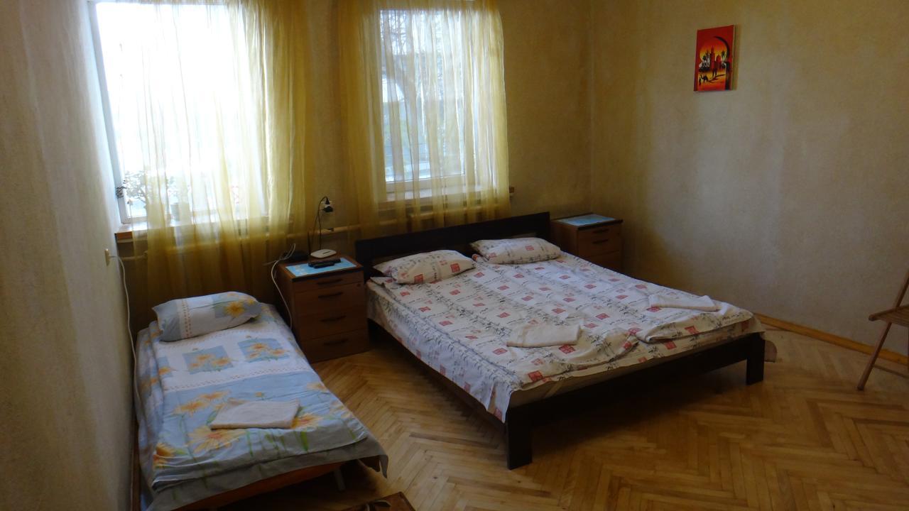 Apartment Near The Central Railway Station Kiev Dış mekan fotoğraf